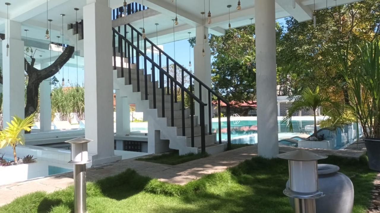 Lucky Beach Resort Trincomalee Dış mekan fotoğraf