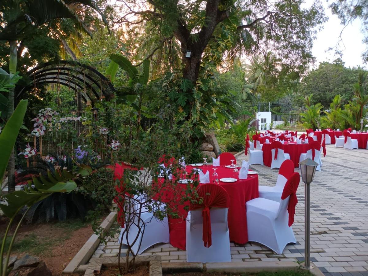 Lucky Beach Resort Trincomalee Dış mekan fotoğraf