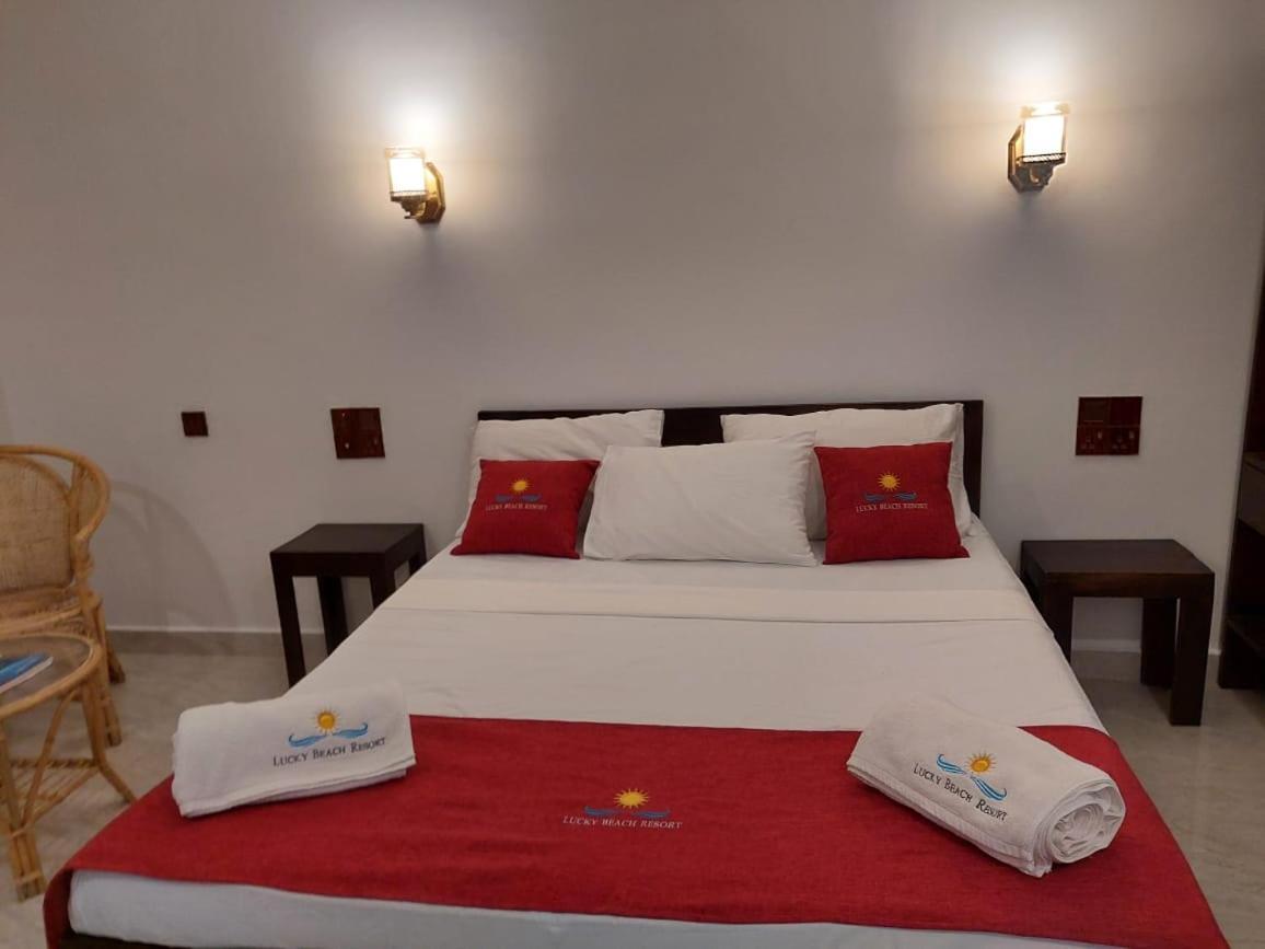 Lucky Beach Resort Trincomalee Dış mekan fotoğraf